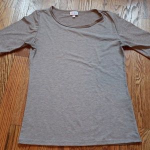 Lularoe Gigi shirt